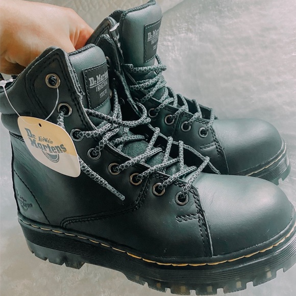 brand new doc martens - Picture 2 of 8